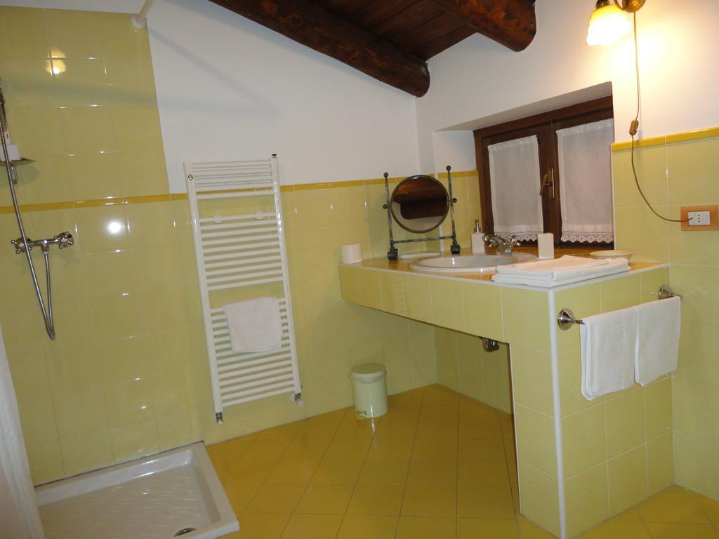Casa Visnenza Bed & Breakfast Capo di Ponte Cameră foto